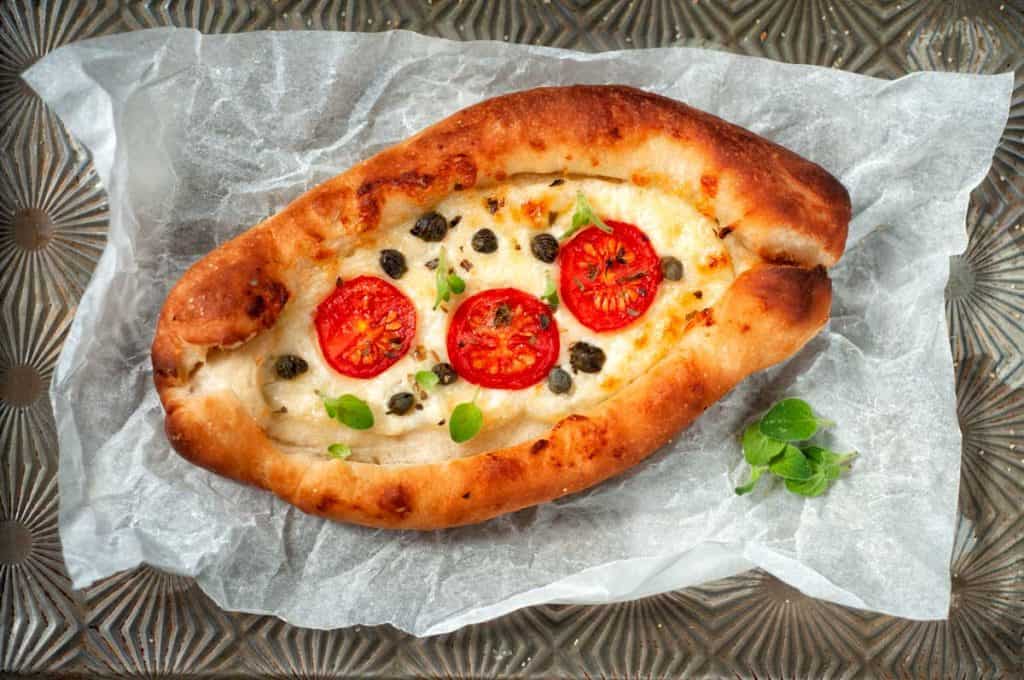 Peinirli Greek Boat Shaped Pizza Supergolden Bakes Peinirli Greek Boat Shaped Pizza Supergolden Bakes