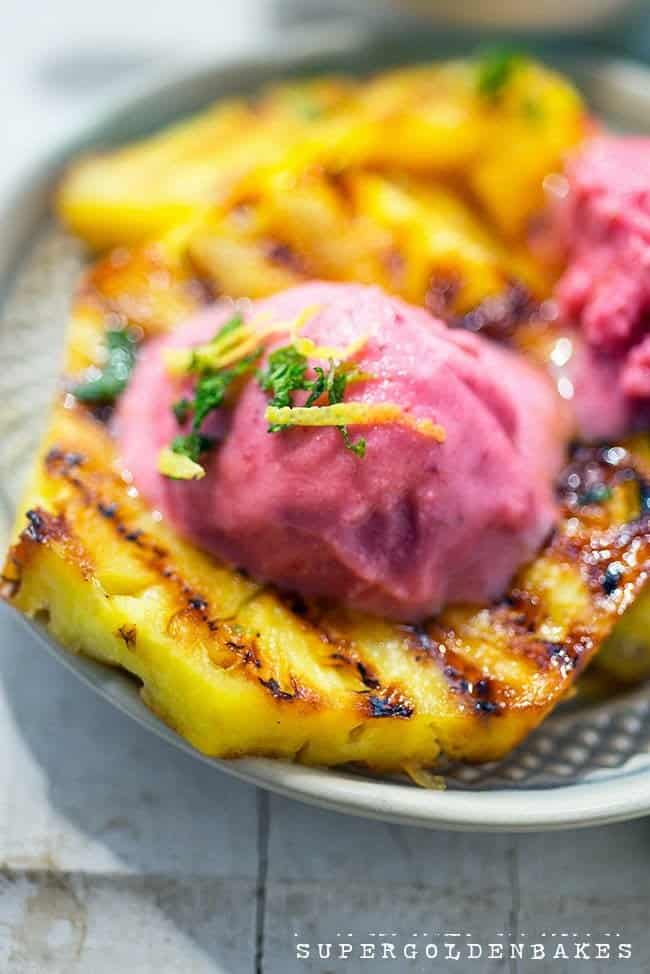 Strawberry frozen yoghurt with grilled pineapple