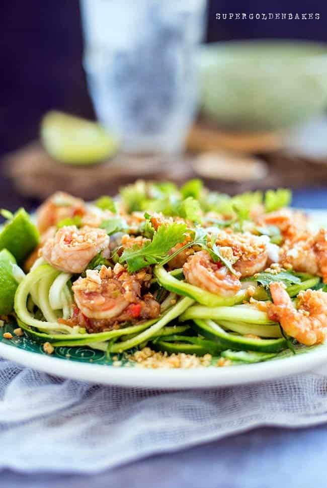 Paleo Pad Thai - An absolutely delicious 'skinny' take on Pad Thai with spiralized courgette (zucchini) noodles. Quick, easy and delicious..