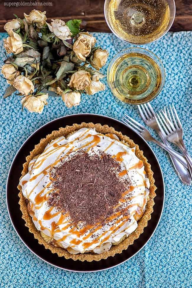 overhead view Banoffee pie on a plate