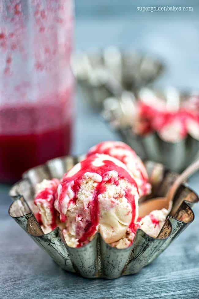 Rhubarb and raspberry ice cream from scratch