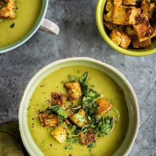 A vibrant soup full of goodness: spinach, zucchini, leeks, potato and coconut milk. Serve with garlic croutons for a quick meal.