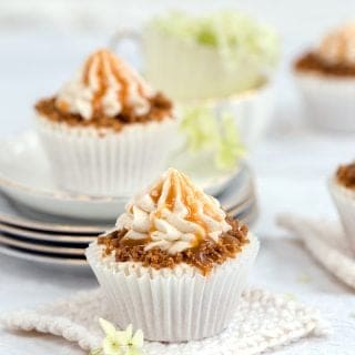 Apple caramel cupcakes with streusel, buttercream frosting and caramel sauce