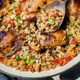 One-pot Chinese chicken and rice - an easy and flavourful recipe that's going to become your new family favourite!