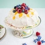 How to make the perfect Pavlova – read my ‘pavlova how to’ for perfect results every time! Plus a recipe for Pavlova crowns with whipped cream, lemon curd and fresh berries.