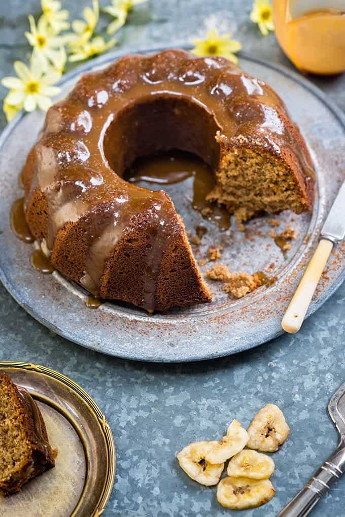 This gluten-free banana bundt cake with salted caramel is super-easy and tastes totally amazing! If gluten is not a concern, you can use all-purpose flour | Supergolden Bakes