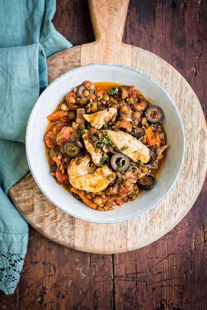 This one-pot Spanish chicken, chorizo and lentil stew is such a perfect comfort food for the colder weather and ready in 30 minutes. #chicken #stew #quickmeal
