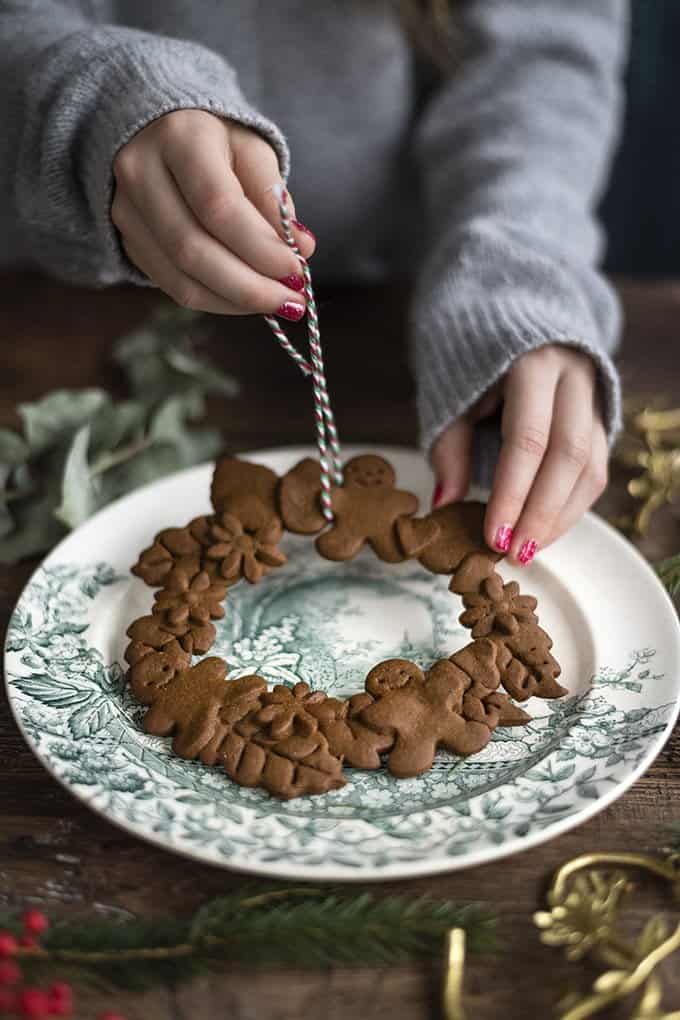 vegan gingerbread wreath 