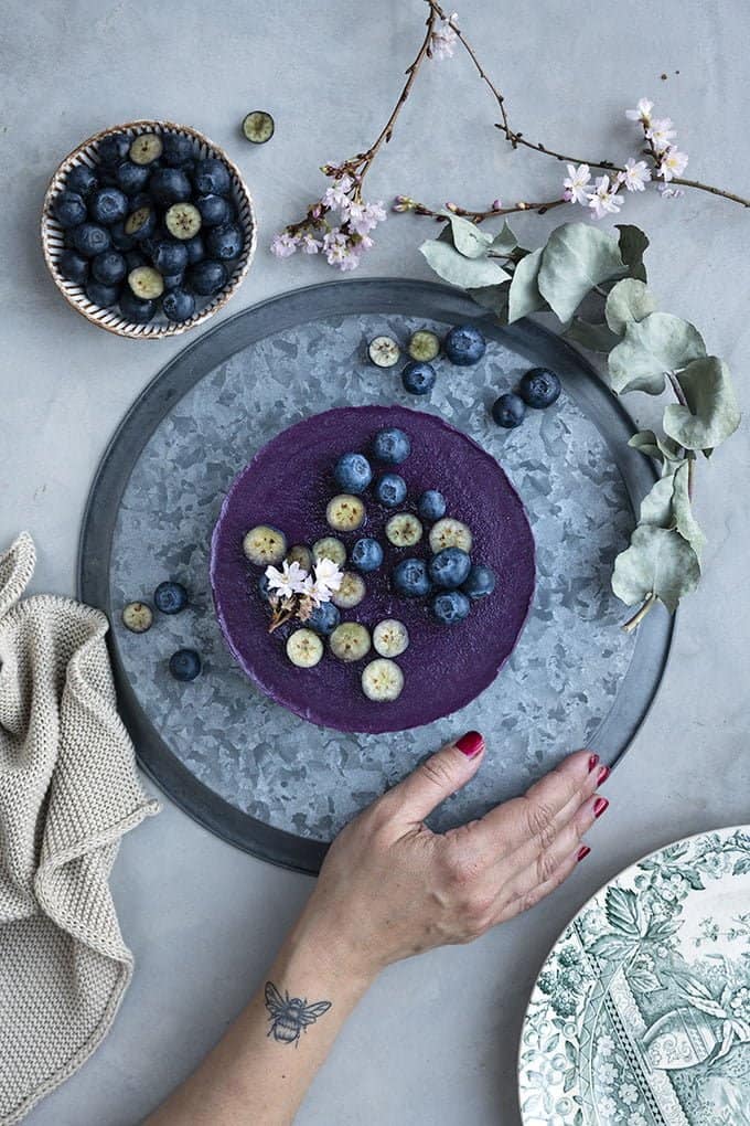 Start preparing your raw vegan blueberry smoothie cake the day before and allow time for it to set in the freezer.