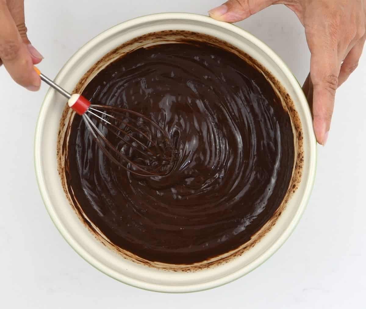Making vegan chocolate ganache