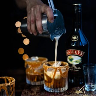 Baileys White Russian cocktail