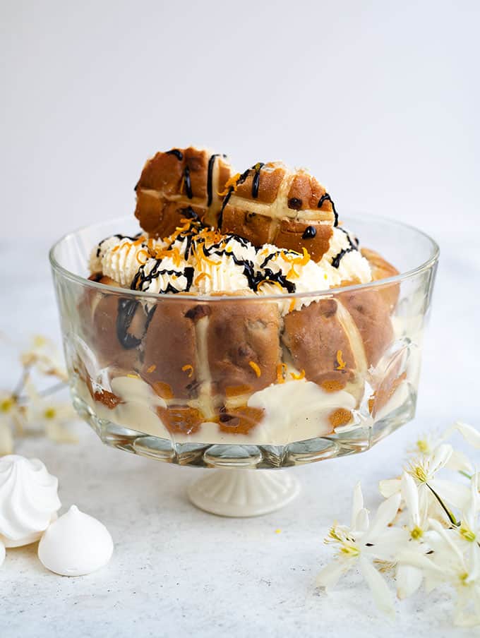 Easter Hot Cross Buns trifle in a bowl