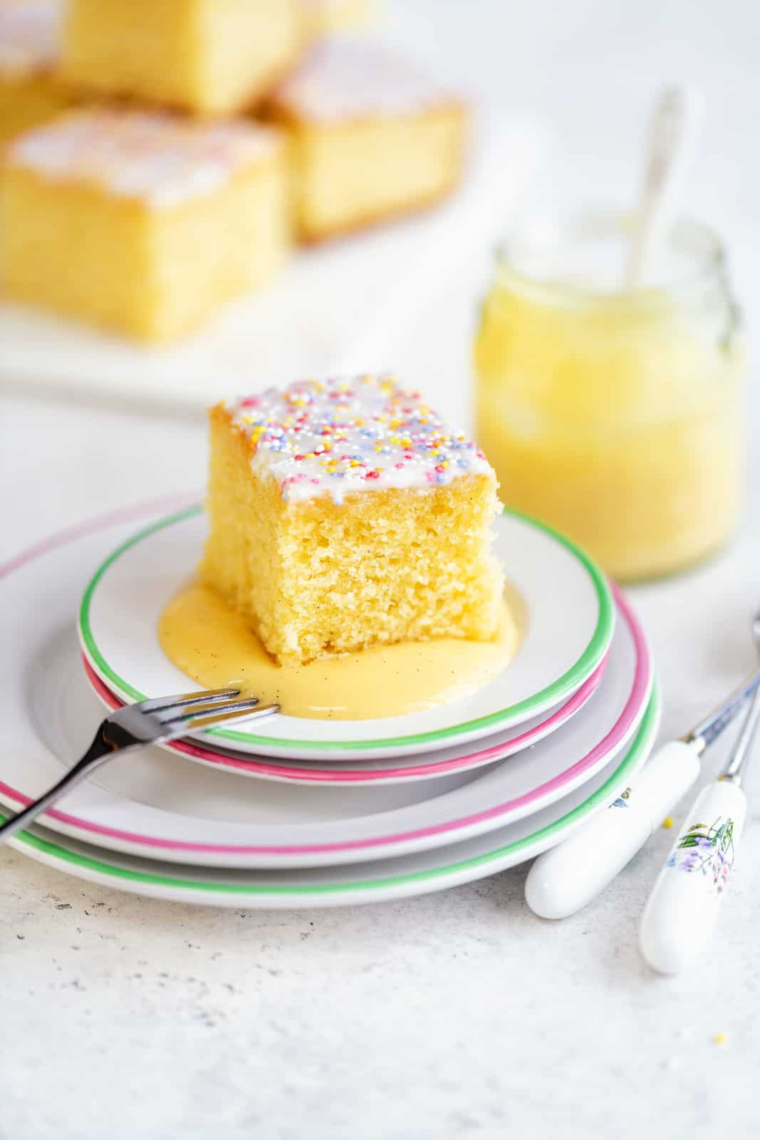 Recipe | Simple school sponge cake with white icing and multicoloured  sprinkles | Art and Soul