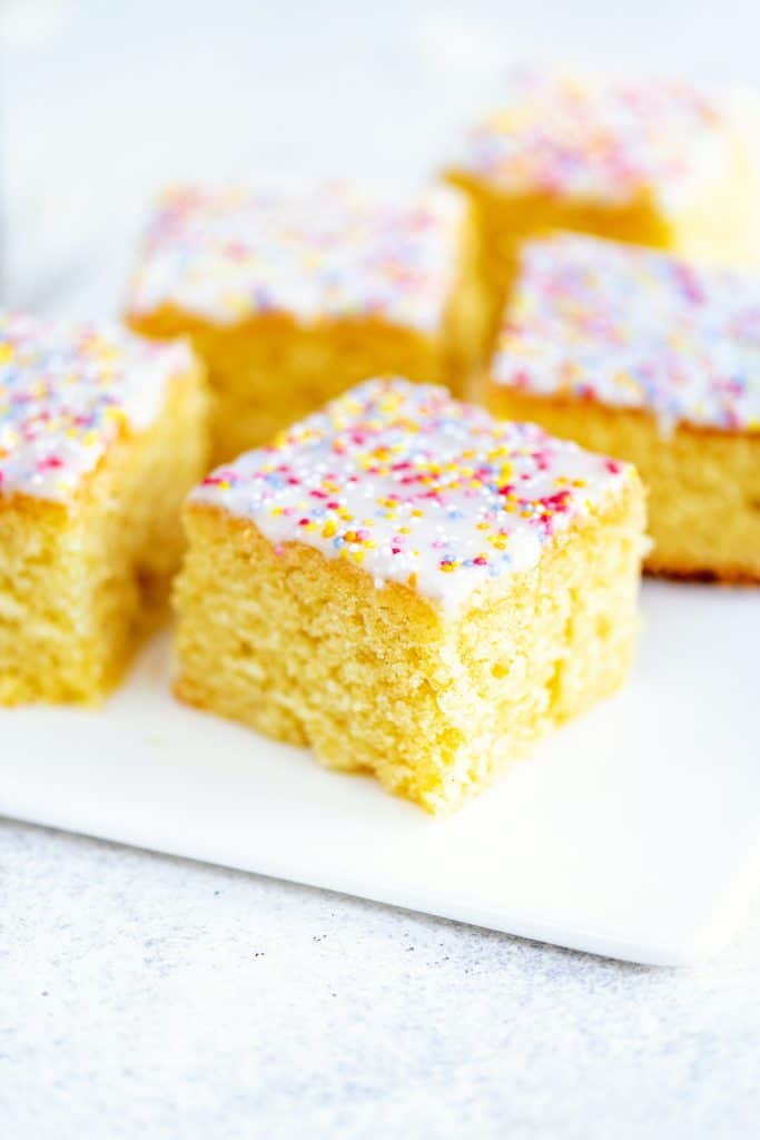Better than Greggs Tottenham Cake!! This delicious easy sponge cake is  topped with pink icing and hundred… | Tottenham cake, Tray bake recipes,  Sweet treats recipes