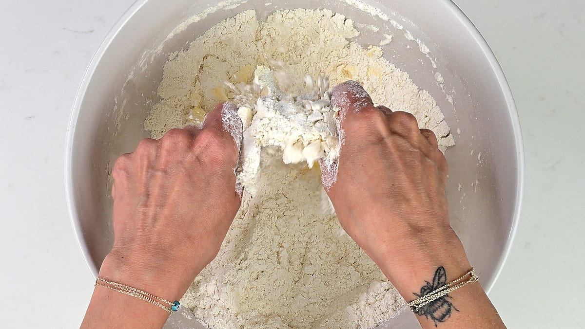 rubbing butter into flour