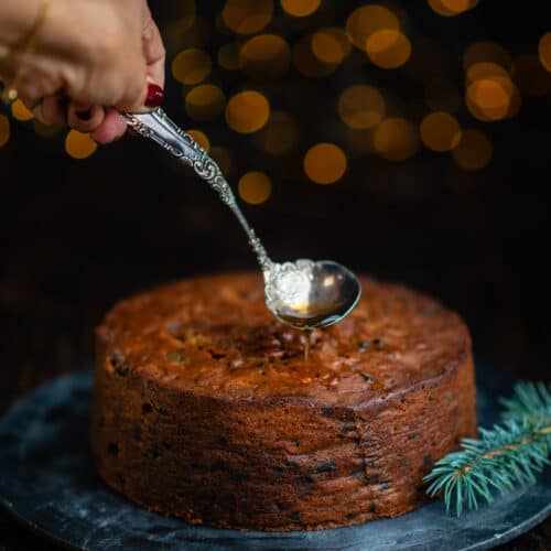 Cakes and Cupcakes Archives - Supergolden Bakes