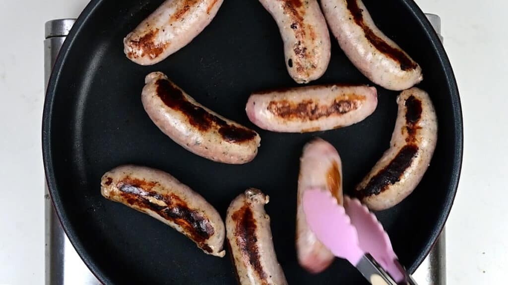 pan frying sausages