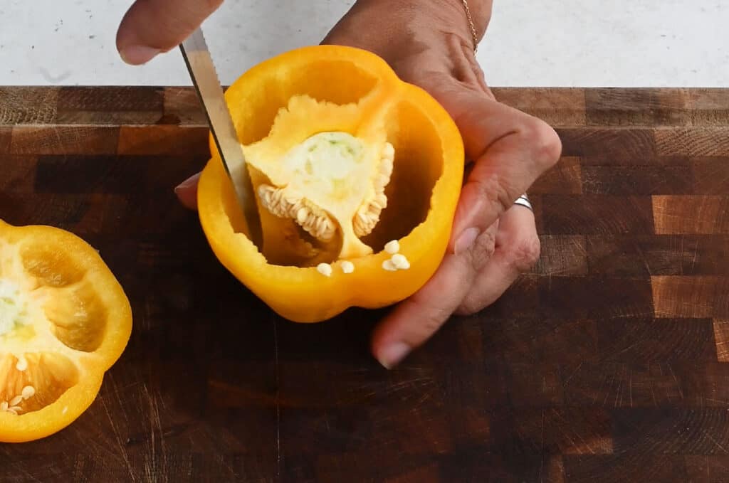 Hollowing out bell pepper for stuffinf