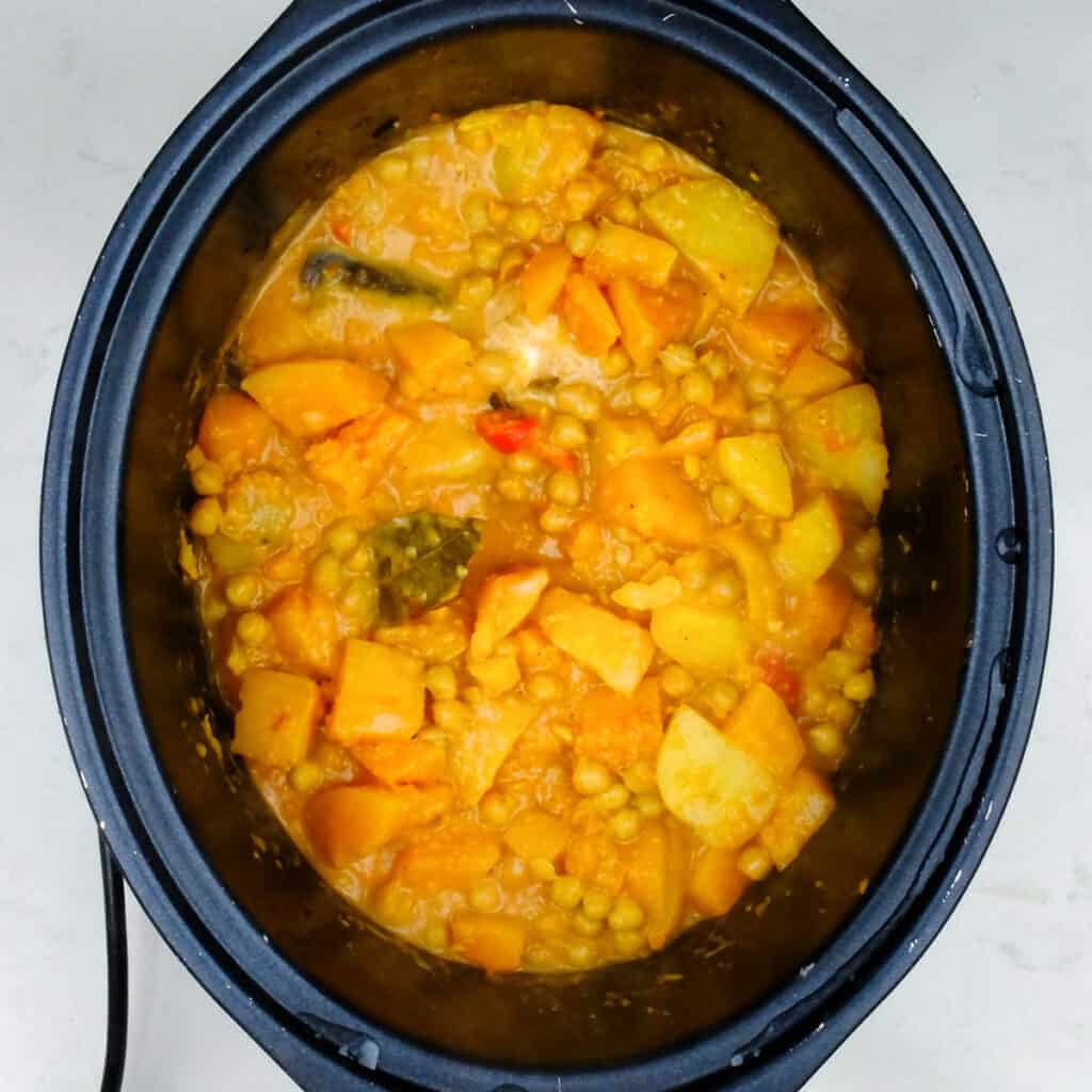 Creamy vegan curry in a crockpot