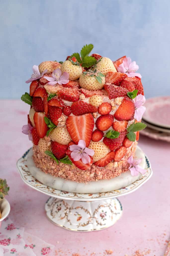 Strawberry cake on a cake stand 