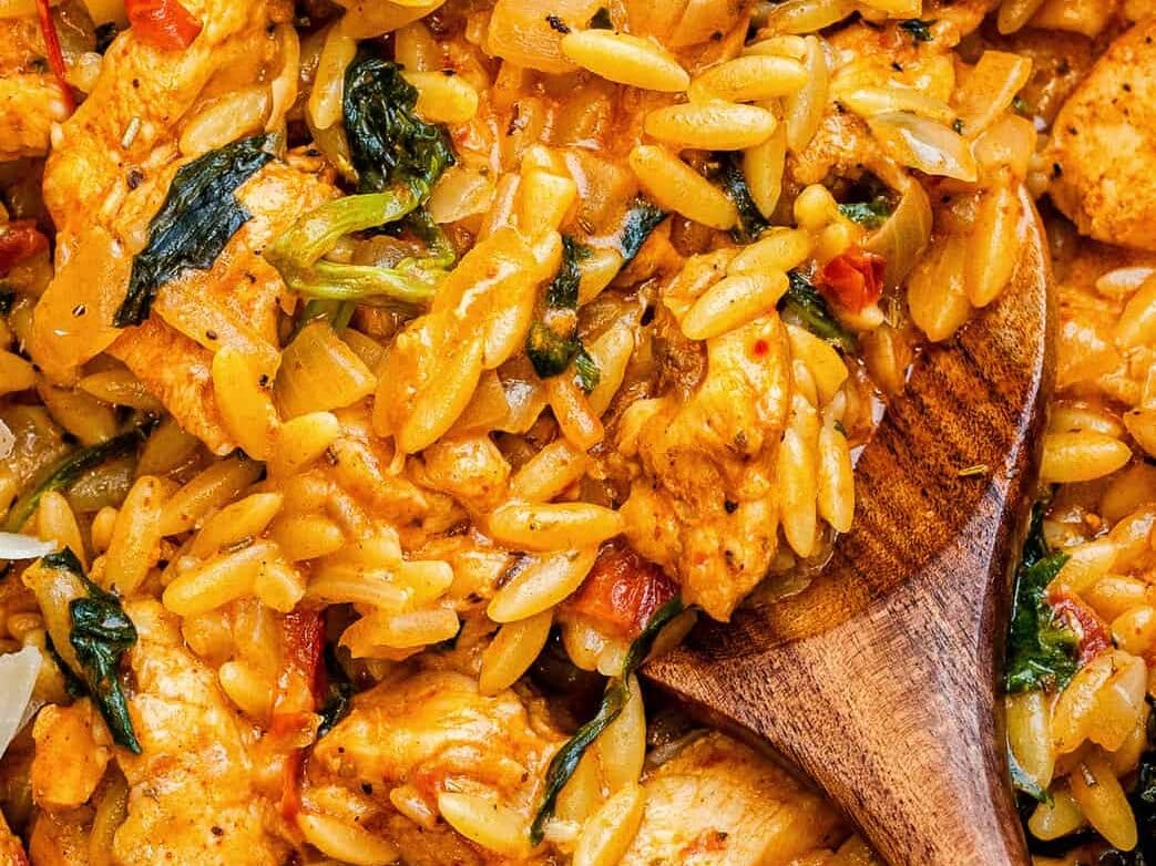 Cajun Chicken Orzo - Supergolden Bakes