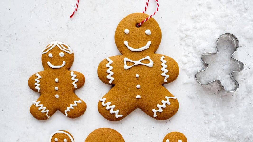 Easiest Gingerbread Cookies - Supergolden Bakes
